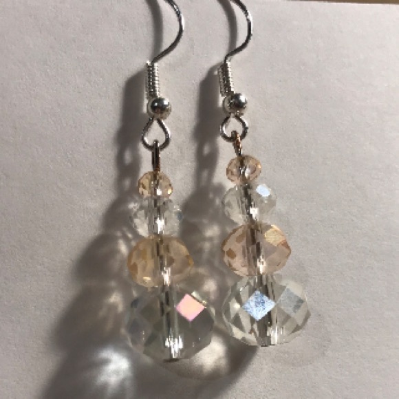 Earrings - Picture 4 of 4